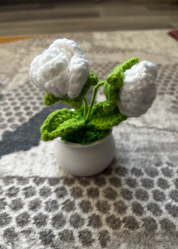 El Yapımı Örgü Beyaz Çiçek ve Saksı - Görsel 2