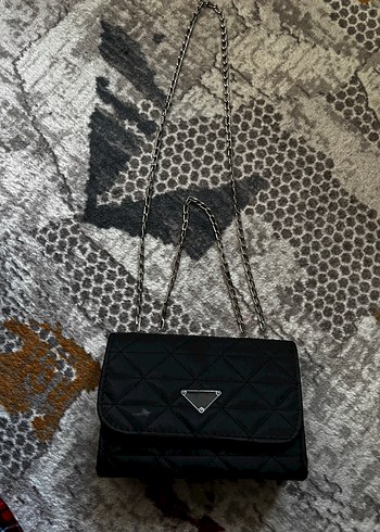 Zincir Detaylı Siyah Kadın Çanta - Görsel 2