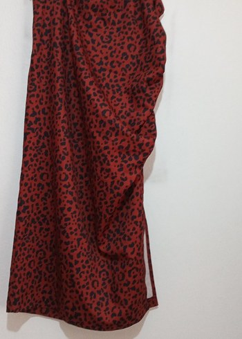 Bordo Leopar Desenli Uzun Drapeli Midi Etek