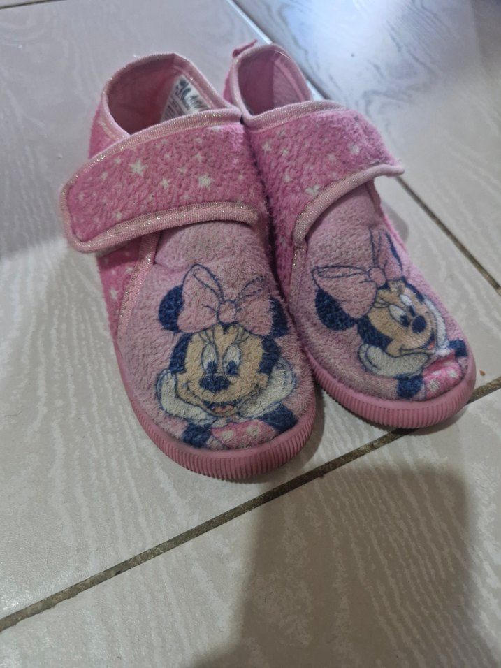 Kız Çocuk Pembe Minnie Nakışlı Sıcak Terlik - Görsel 2