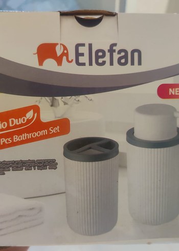 Elefan Beyaz ve Siyah Banyo Seti