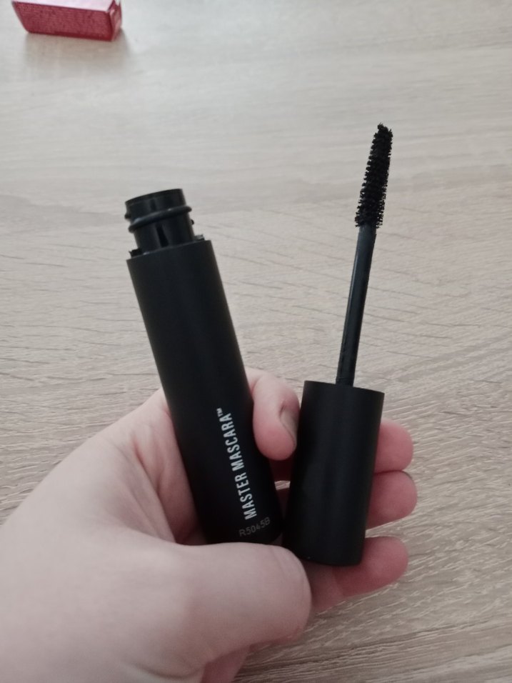 BYMARIO Siyah Maskara - Görsel 4