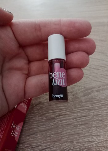 Benefit Rose-Tinted Likit Allık 2ml - Görsel 2