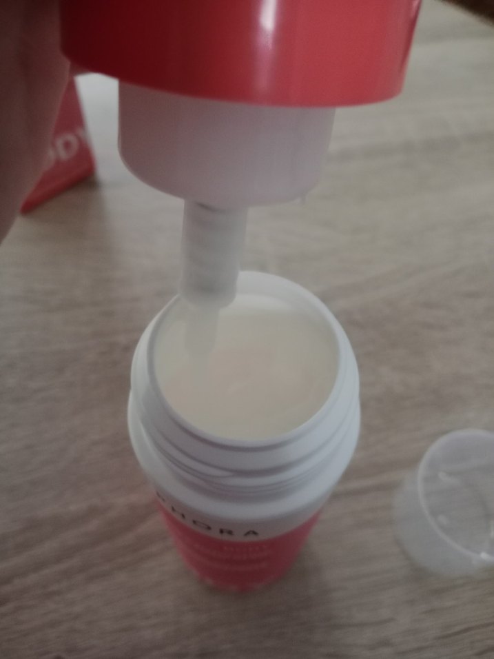 Sephora Vücut Sıkılaştırıcı ve Nemlendirici Köpük - Görsel 4