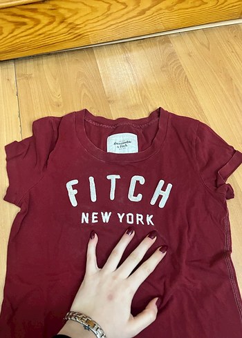 Abercrombie & Fitch 38