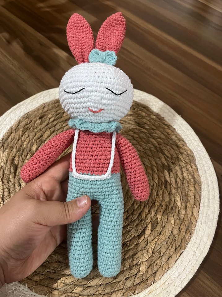 Pastel Renkli Örgü Tavşan Peluş Oyuncak - Görsel 2