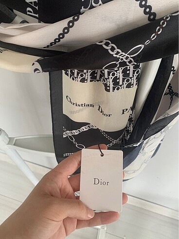 Christian Dior vual şal