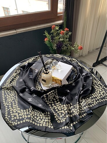 Chanel vual ipek şal