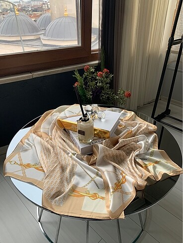 Dior vual ipek şal