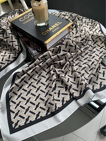 Burberry Burberry vual ipek şal