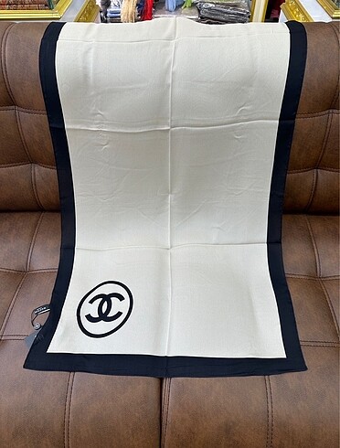 Chanel vual ipek şal