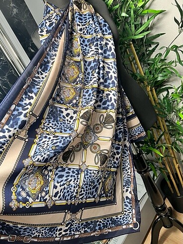Hermes Hermes çift taraflı saf ipek şal