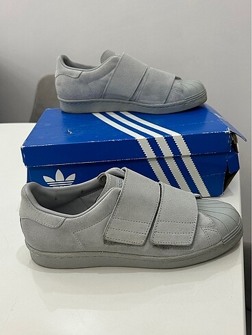 Adidas spor ayakkabı