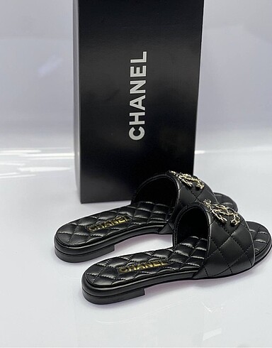 38 Beden siyah Renk Chanel Yeni Sezon