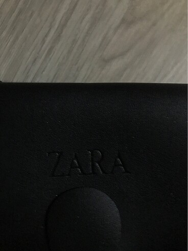 Zara çanta