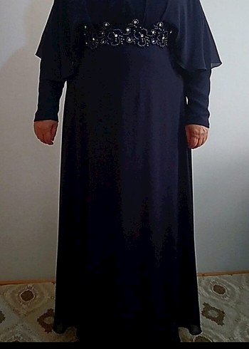 Lacivert pelerinli şifon elbise - Görsel 2