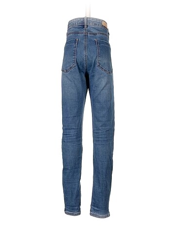 36 Beden Stradivarius Skinny %70 İndirimli.