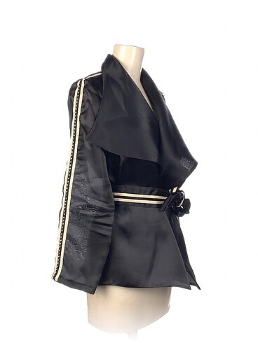 Diğer PreLoved Bluz %70 İndirimli.