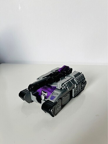  Beden MEGATRON - Transformers Oyuncak Robotu