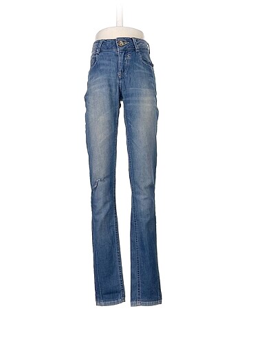 Bershka Skinny %70 İndirimli.
