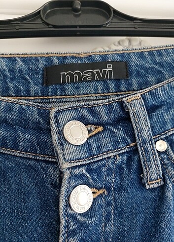 28 Beden Mavi jean