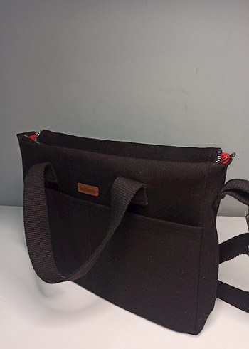 Siyah Fermuarlı Kadın Çantası - Görsel 4