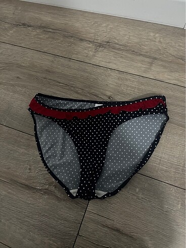 36 Beden bikini alt üst takım
