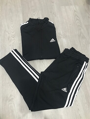 Adidas eşofman takımı beden sorun