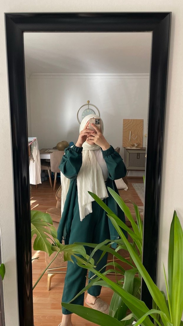 Kapüşonlu Uzun Yeşil Kadın Takım - Görsel 3