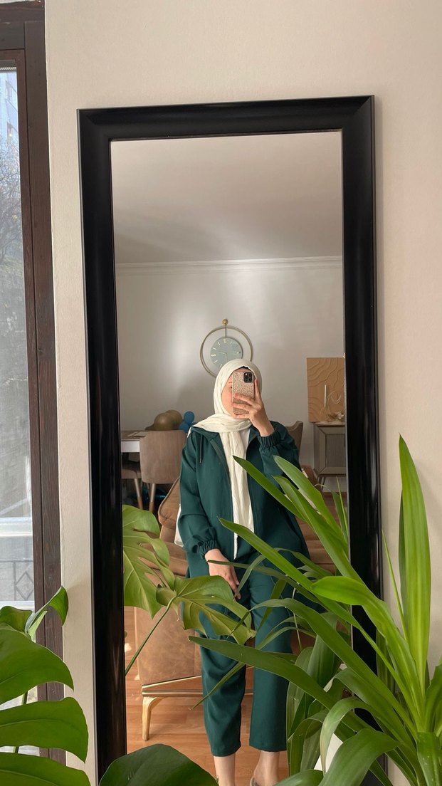 Kapüşonlu Uzun Yeşil Kadın Takım - Görsel 4