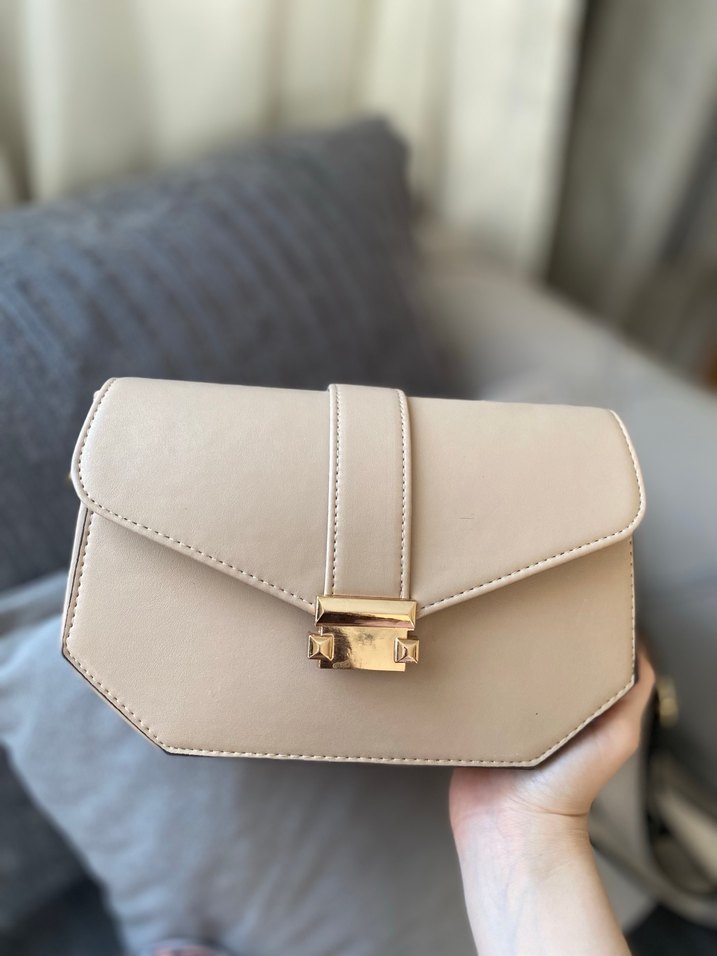 Bej Deri Tokalı Kadın Omuz Çantası - Görsel 4