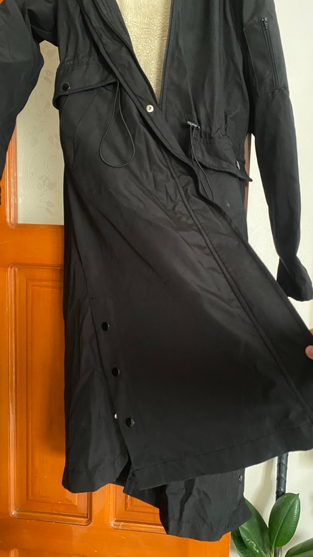 Siyah Uzun Kürklü Kadın Ceket - Görsel 4