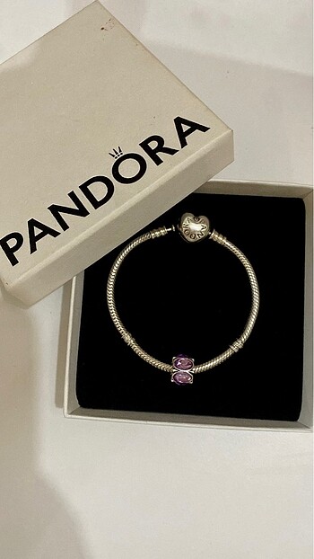 Pandora Pandora charm