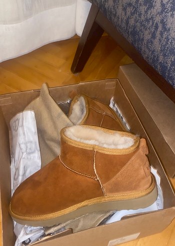 Ugg Ultra Mini chest nut