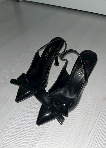 Parlak Siyah Stiletto Topuklu Kadın Ayakkabı - Görsel 3