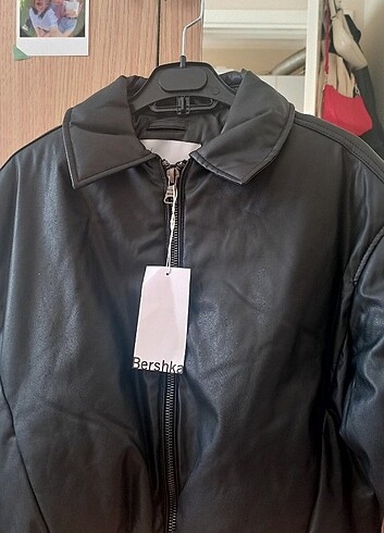 Bershka Bershka deri mont