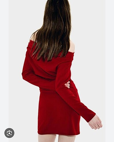 H&M Omuzları açık Drapeli elbise