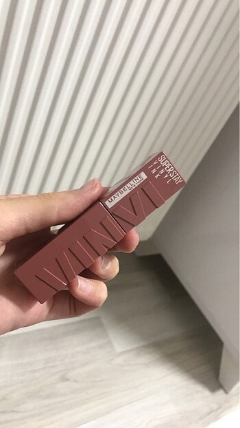 MAYBELLİNE VİNYL İNK 35 cheeky