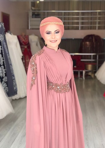 Pembe Uzun Kol Drapeli Tesettür Abiye