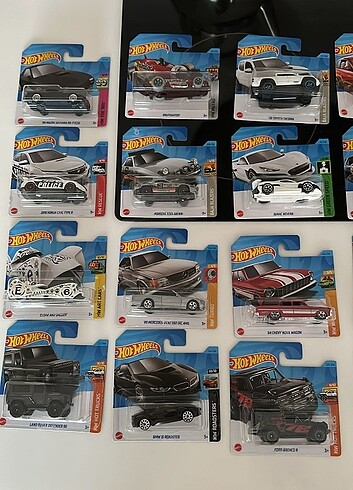 Beden Renk Hot Wheels Regular Araba!!!