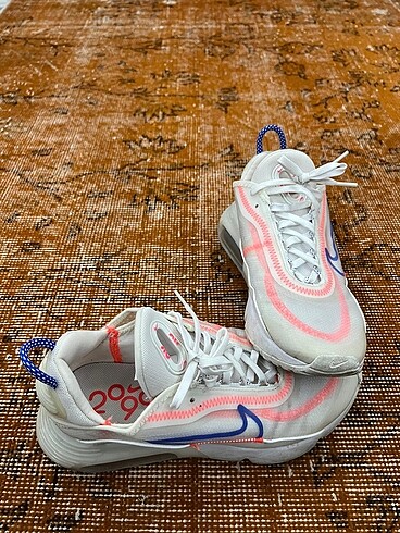 Nike 2090 spor ayakkabı az giyildi