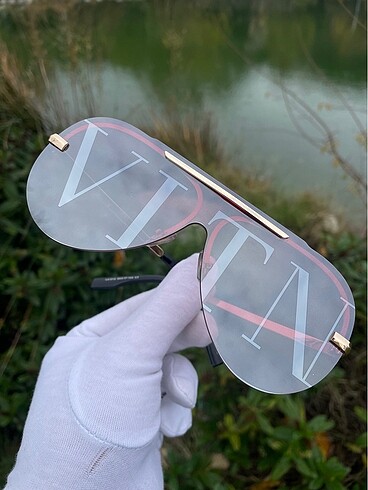 Valentino Kadın Güneş Gözlüğü