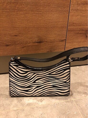 Zebra desen kol çantası