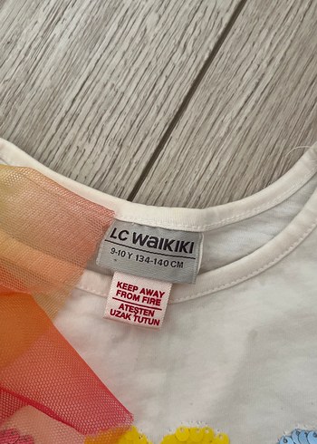 Kızlar için Pul İşlemeli Renkli Kısa Kollu Tişört - Görsel 4