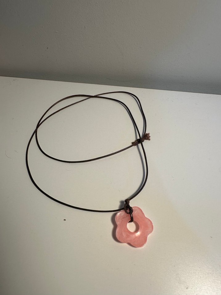 Çiçekli kolye ve pembe kuvarslı deniz boncuklu bileklik - Görsel 3