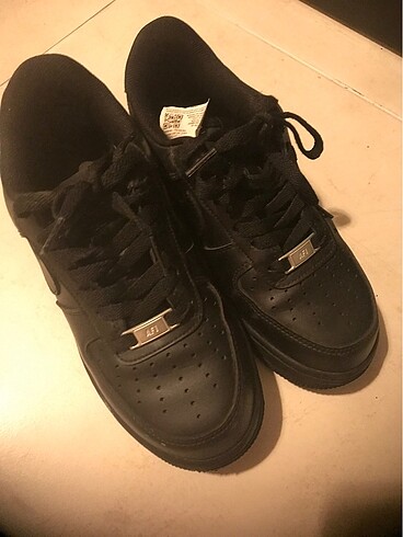 Nike Temiz bi kez giyildi