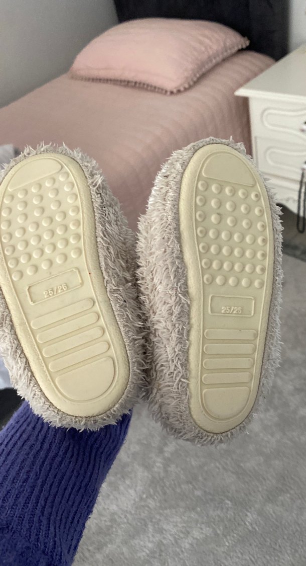 Kız Çocuk Gri Nakışlı Peluş Ev Terliği - Görsel 3