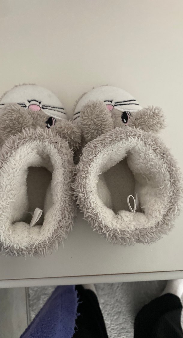 Kız Çocuk Gri Nakışlı Peluş Ev Terliği - Görsel 4