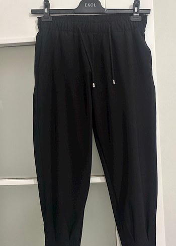Siyah Beli Bağlamalı Kadın Kumaş Pantolon