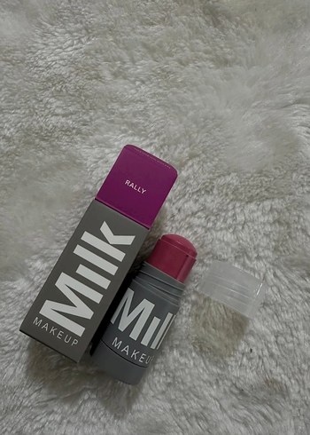 milk-makeup